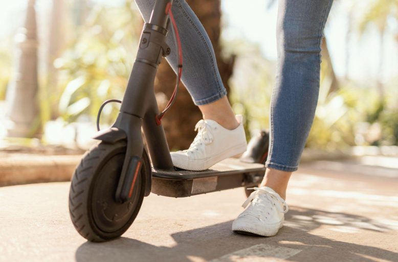 Scooter eléctrico o bicicleta plegable